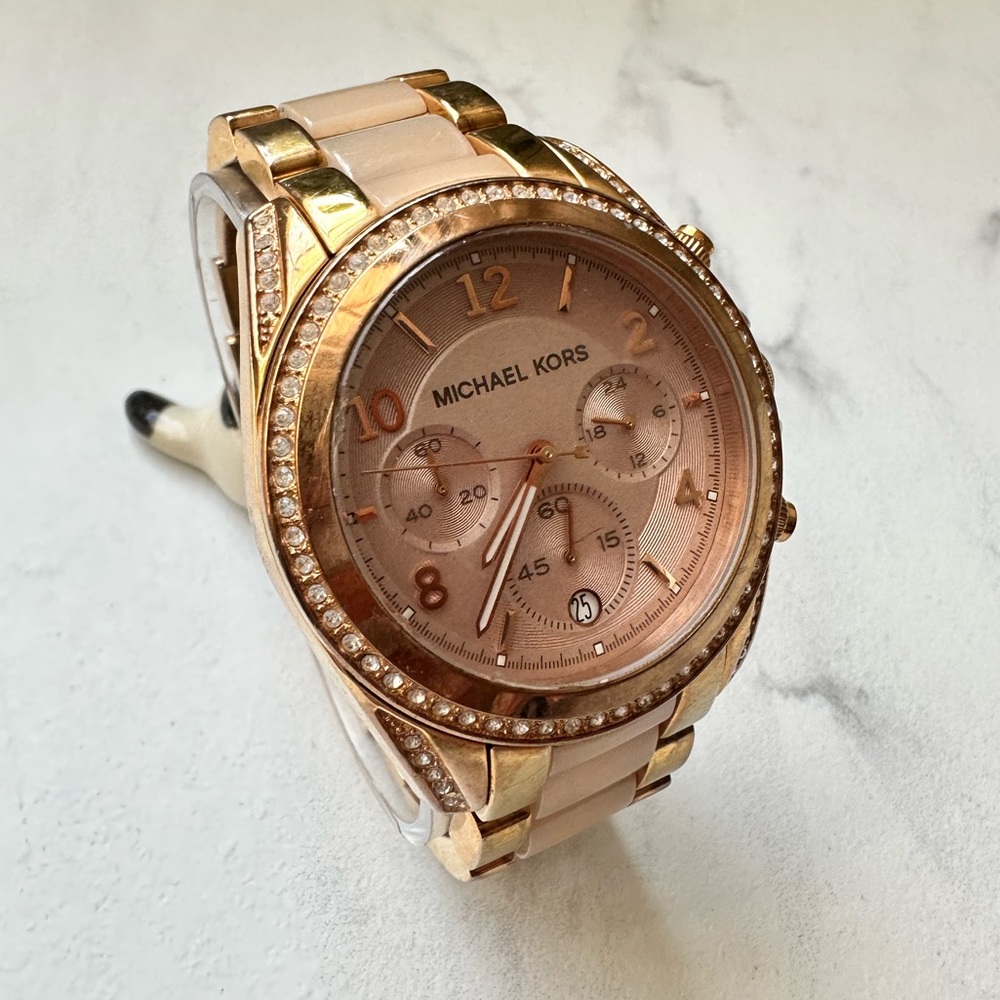 MICHAEL KORS Ritz Chronograph Rose
Gold watch - Needs New Battery